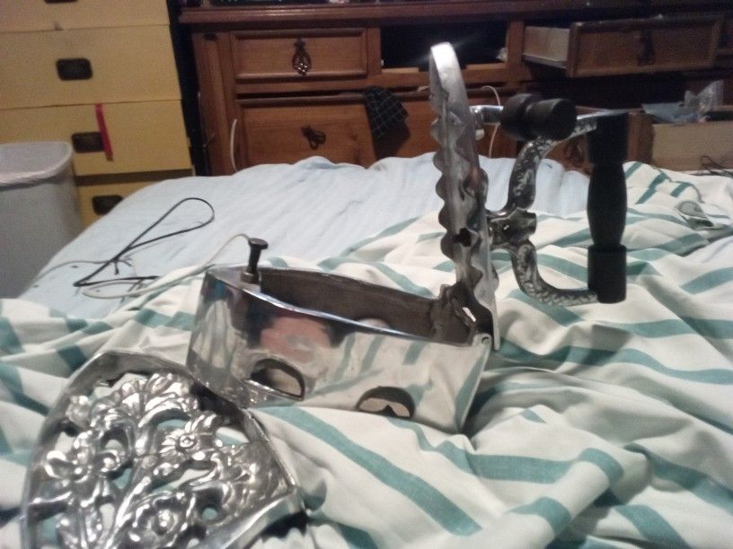 An Iron With No CORD