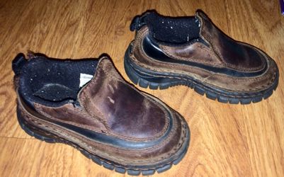 Kids size 7 brown leather dress shoes