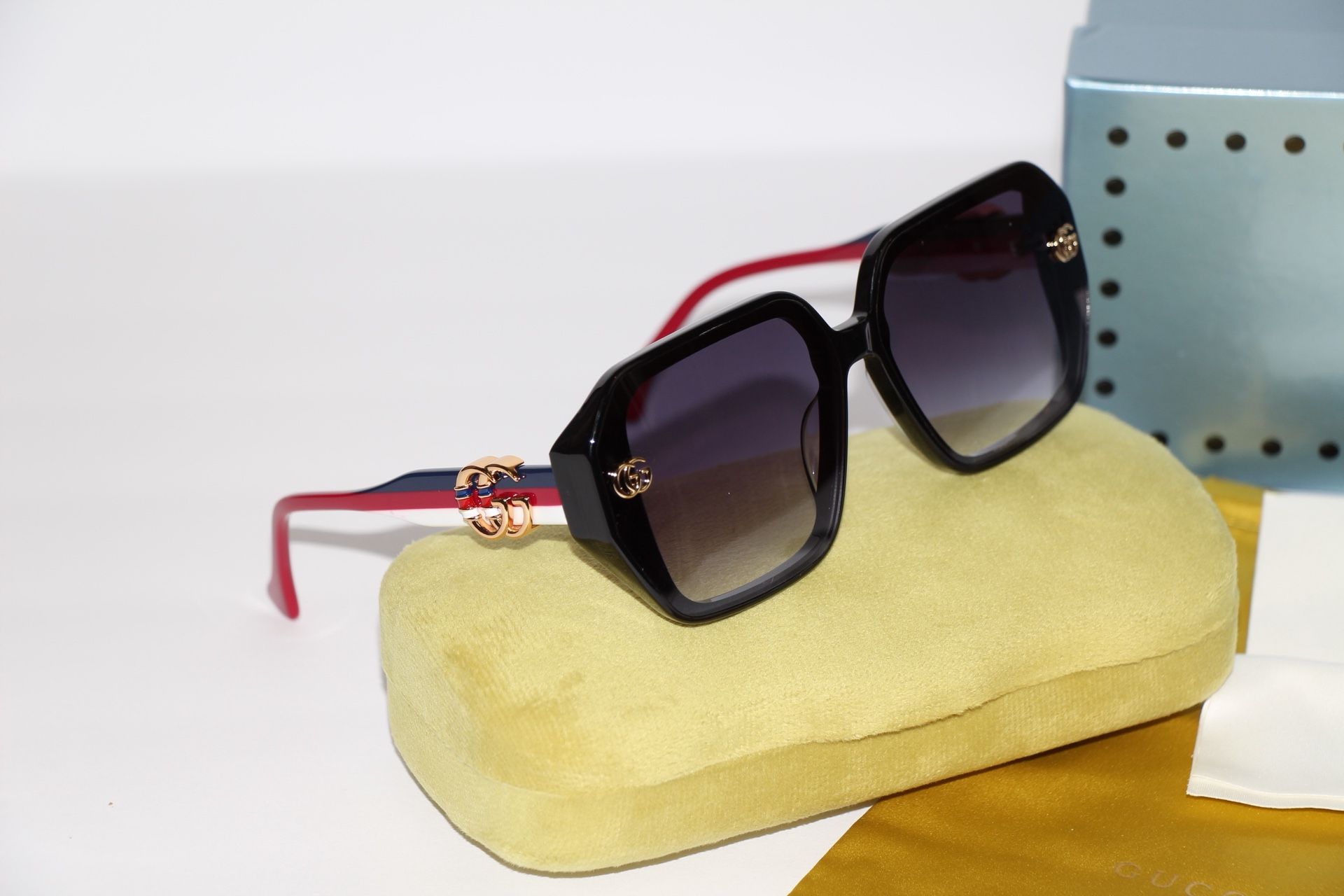 Gucci Sunglasses New