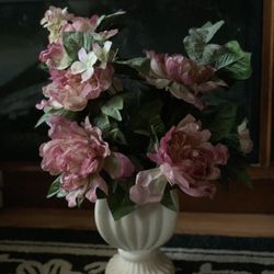 Vase With Flowers 💐 