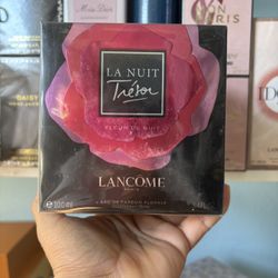 Lancôme Perfume