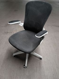 Chair Ergonomic Desk Chair, PU Silent Wheels, Breathable Mesh Adjustable Lumbar Support, Flip-up Armrests, Tilt Function, White