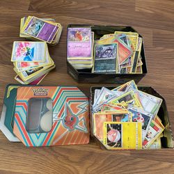 Huge Lot 500+ Pokémon Japanese And English Includes Holos Reverse Holos Commons Rares And 2 V Cards Rare Sun & Moon Sword & Shield Scarlet & Violet