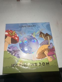 Moonshroom Lunar Beauty highlighter palette limited edition