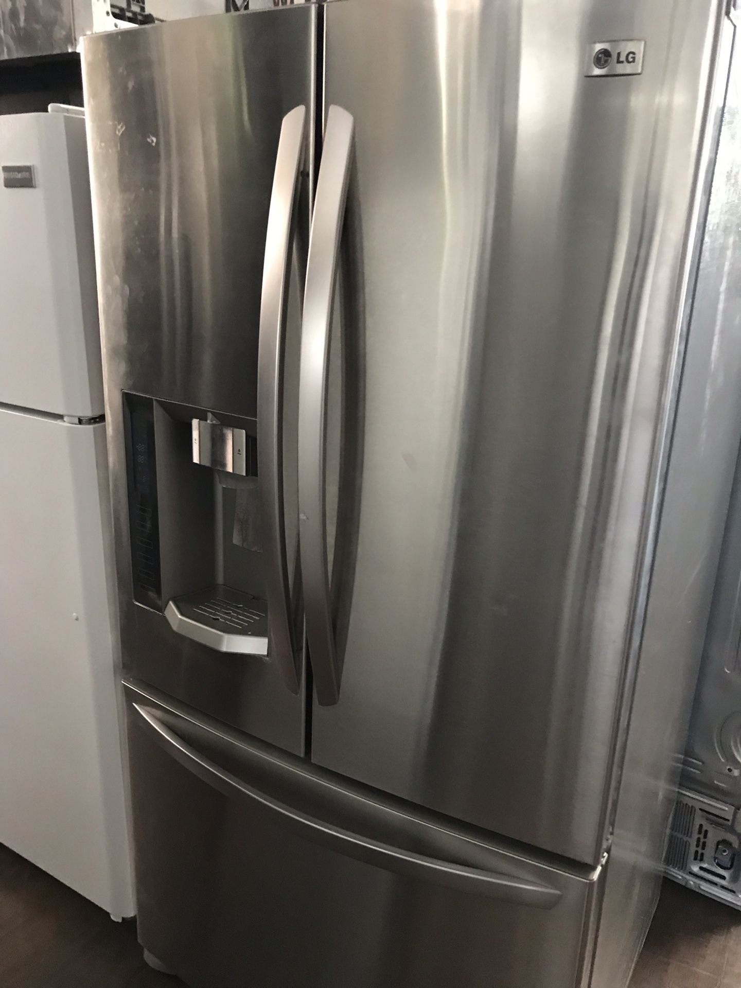 LG French door refrigerator standard size