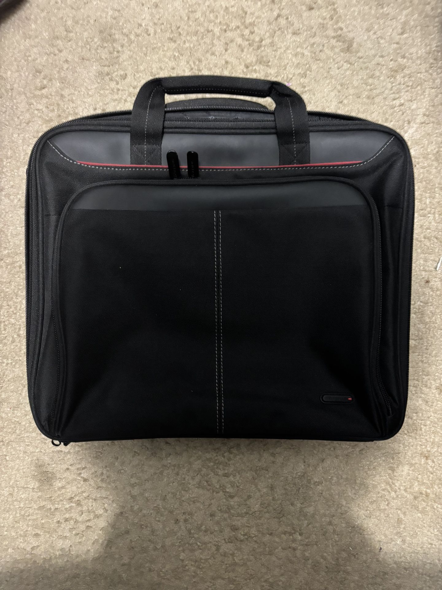 TARGUS Padded Laptop Tablet Tech Bag Case Black Handles NWT