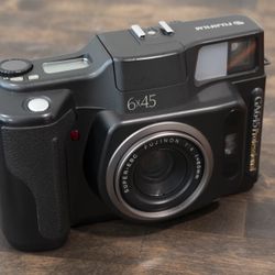 Fuji GA645