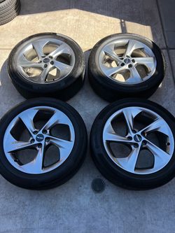 Genesis GV70 19in wheels 5x114.3 (5x4.5) Tires 235/50r19 Fit GV60 Hyundai Kia Mazda Honda Toyota