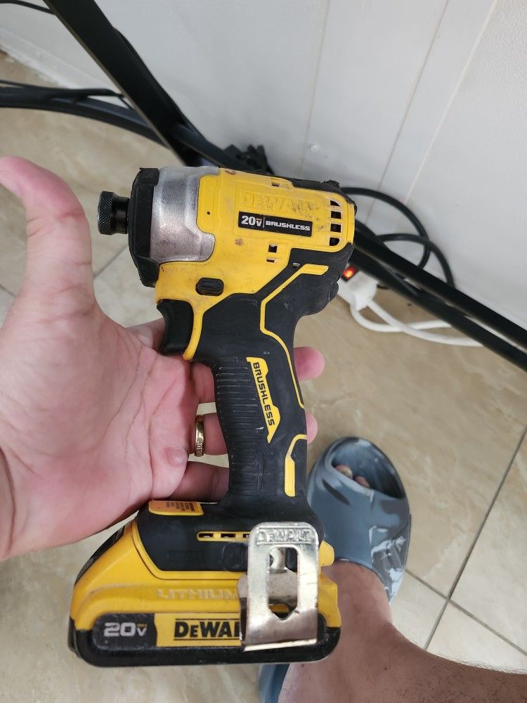 Dewalt Impact Drill Atomic 