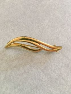 Gold tone pin