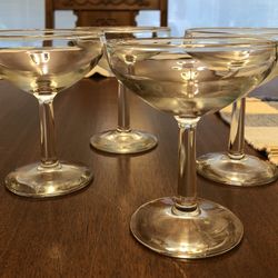 4 Coupe Glasses