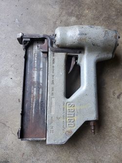 Senco Staple Gun