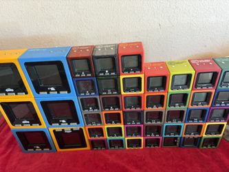 Cube toy world lot 43