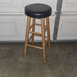 Chair for a bar or high table / Silla Para Barra O Mesa Alta