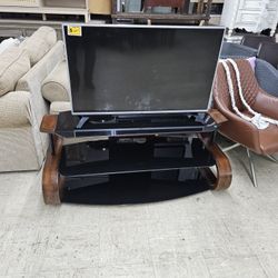 Nice 43 Inch Tv With Stand 