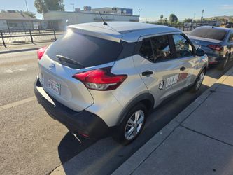 2020 Nissan Kicks