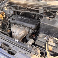 2005 Toyota Highlander 2.4L - Parts For Sale 