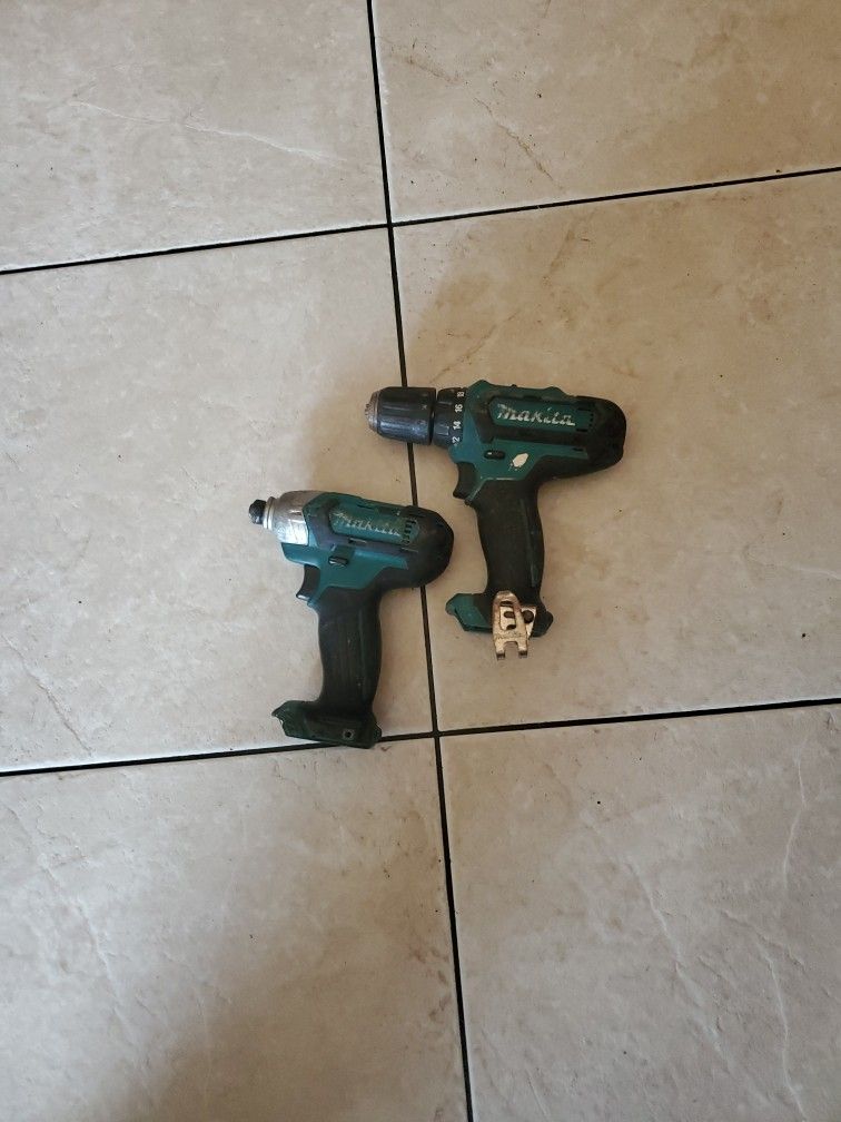 MAKITA IMPACT AND DRILL NO ACCESSORIES