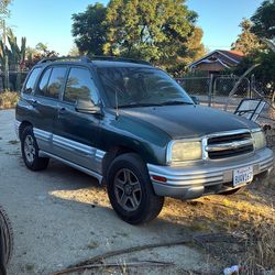 2002 Chevrolet Tracker