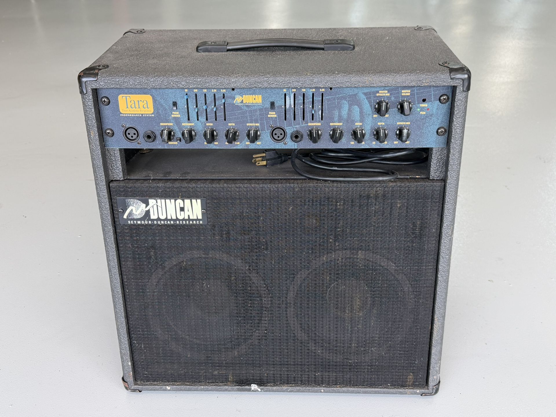 Seymour Duncan Tara Acoustic Combo Amp