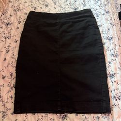 Black Skirt 