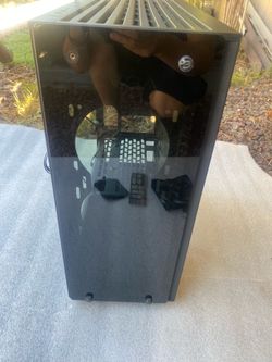 EVGA Tempered Glass ATX Mid Tower PC Case – Missing One Side Pane