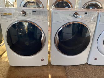 Whirlpool washer and electric dryer