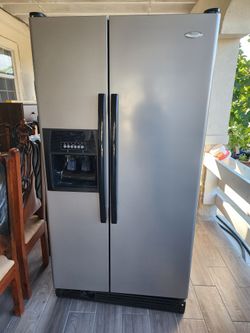 Whirlpool Refrigerator 