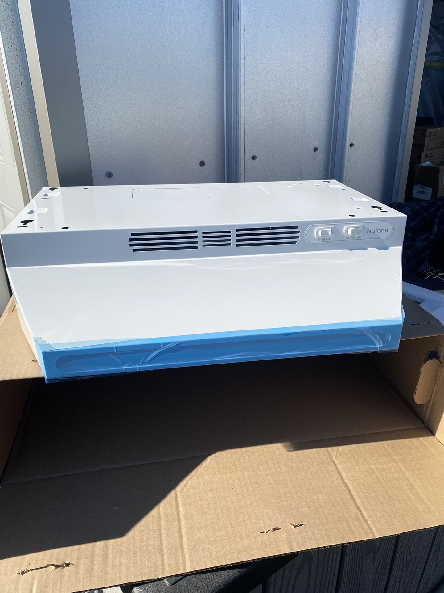 Broan-NuTone RL6200 Series 24 in. Ductless Under Cabinet Range Hood with Light in White