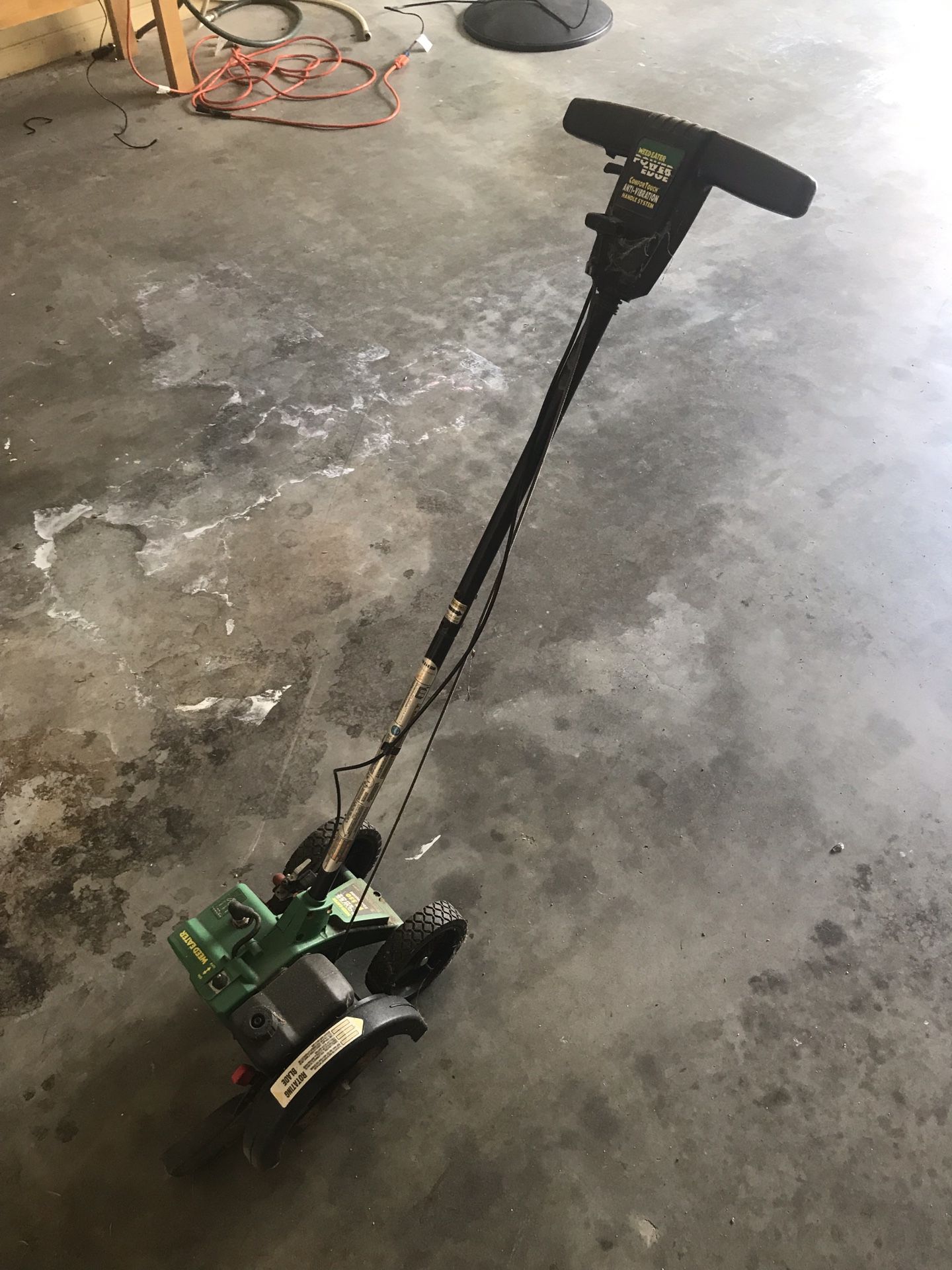 Weed eater edge trimmer Pe550 for Sale in Canton, GA OfferUp