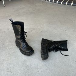 hi Men’s Black Boots Size 9