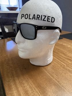 Oakley Polarized Sunglasses Black Frame