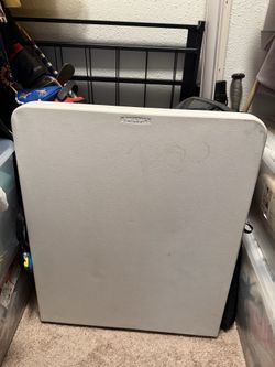 6ft foldable table