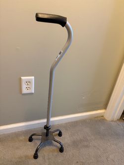 Four legs base cane