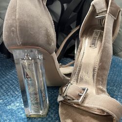 Cape Robbin Velvet Heels w/ Clear Money Block Heel – Size 7.5