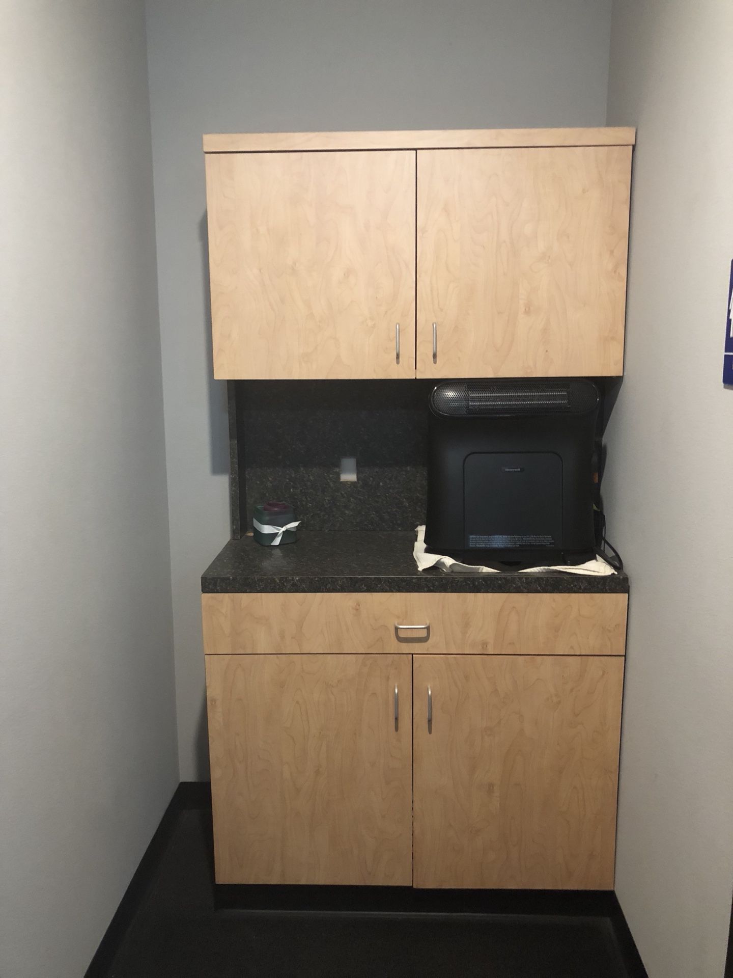 Spa/Salon Retail Shelves/Reception Desk/ Cabinets