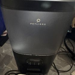 Pet Food Automatic Feeder