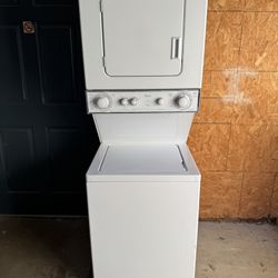24” Clean Electric Stackable W&D Unit