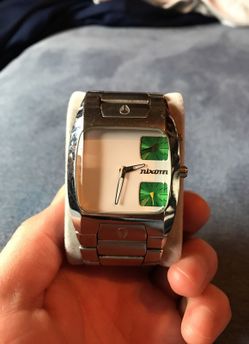 Nixon watch