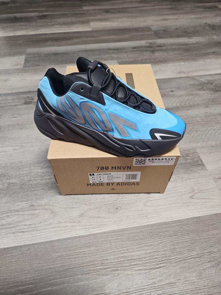 Yeezy 700