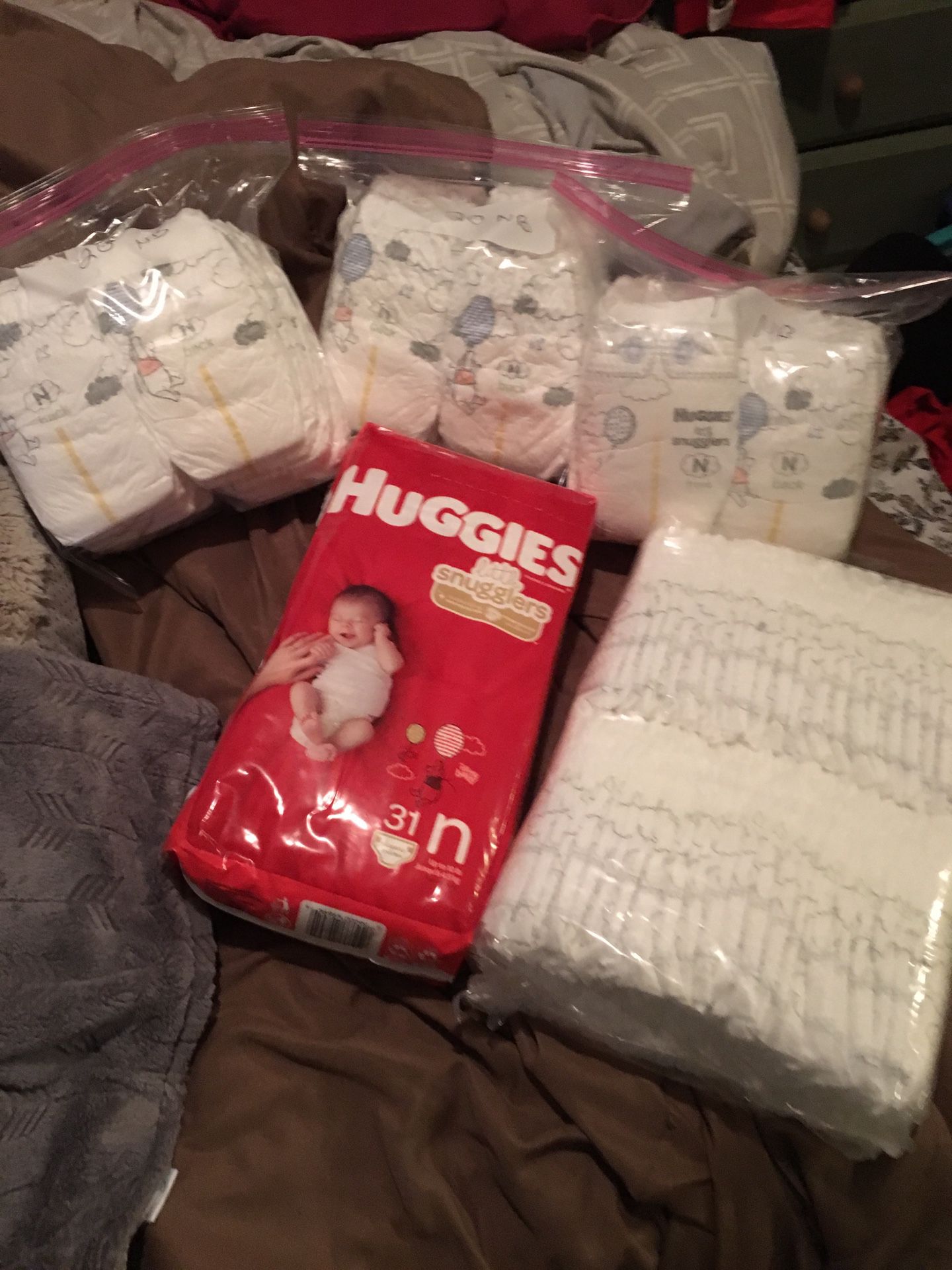 Huggies little snugglers newborn diapers