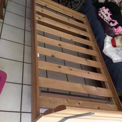 Twin Bed 