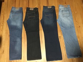 Aeropostale jeans men’s size 34x30  1 34x32 each 15 Execellet condition
