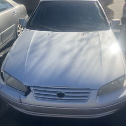 1999 Toyota Camry