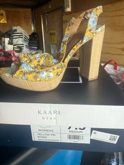 Kaari Blue Ronni Floral Platform Heels – Women’s 7.5M – Yellow & Blue – Original Box