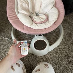 Swinging Baby Bouncer