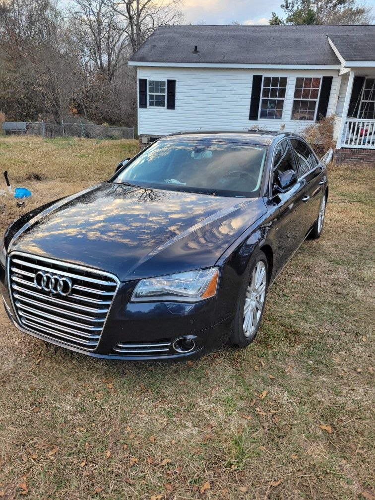 2014 Audi A8