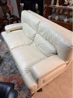 Modern White Couch - Cidney Crawford Collection