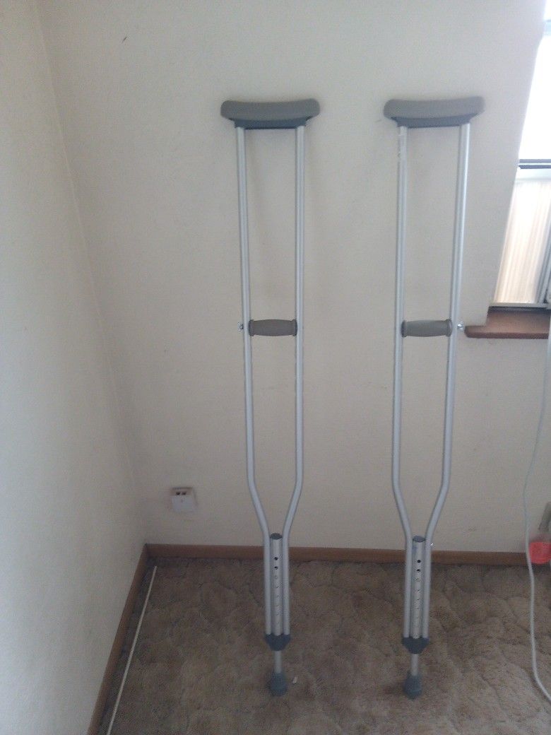 Top Shelf Crutches
