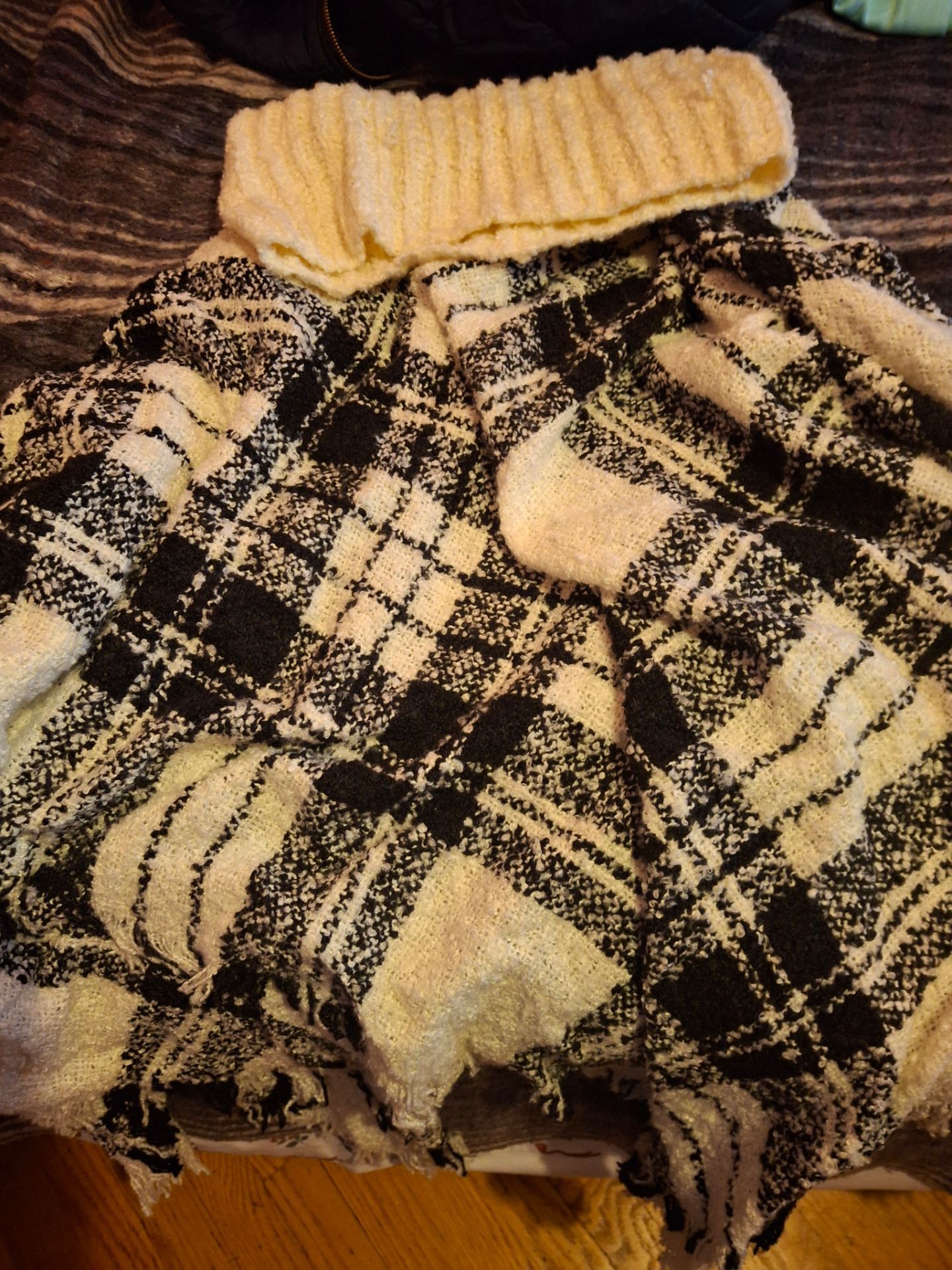 Sweater poncho